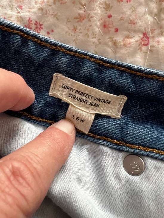 Madewell The Perfect Vintage Straight Jeans in a classic blue wash Size 16W - Picture 5 of 6